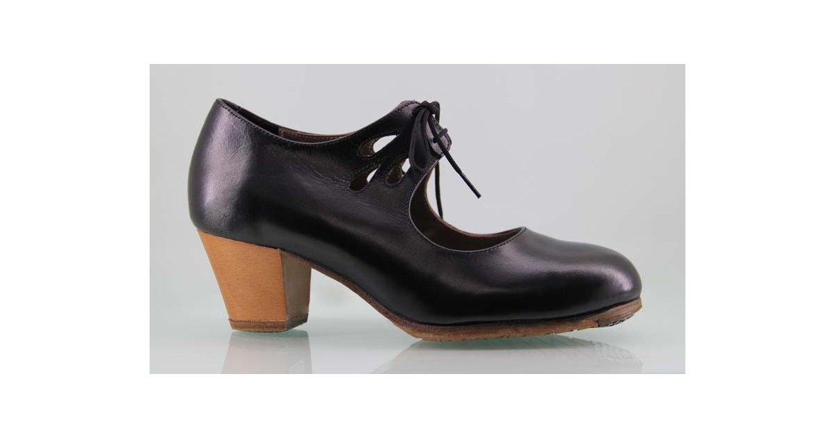 Zapato baile flamenco profesional piel negro lágrimas caladas