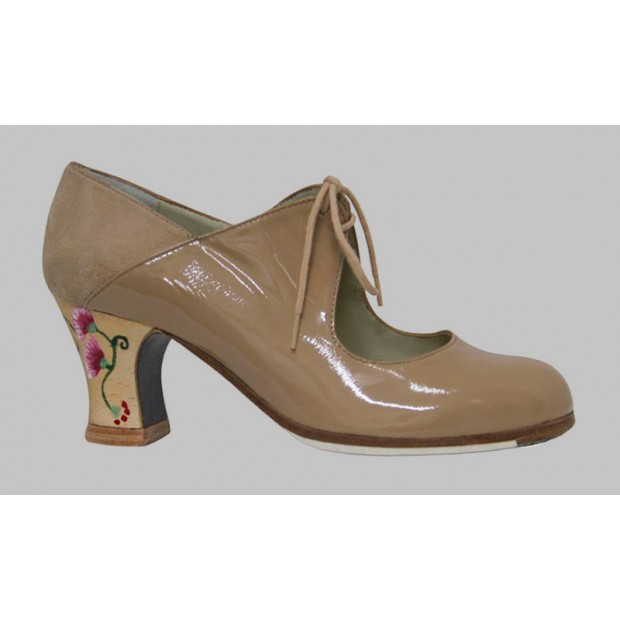 Zapato de baile flamenco...
